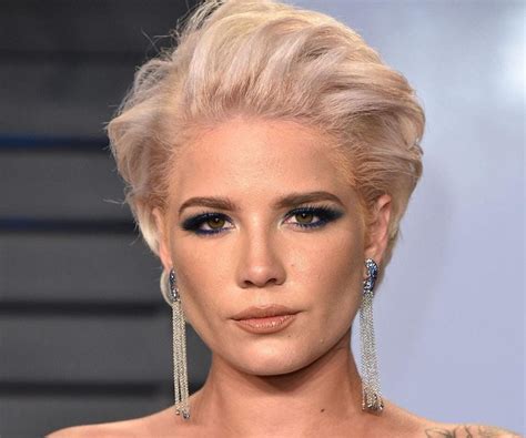 halsey singer age